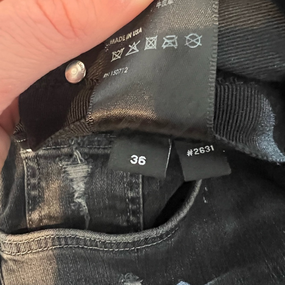 AMIRI Button Fly Ripped Jeans - Picture 3 of 4